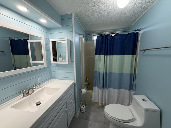 215 Fairway Circle a Winter Haven, FL Mobile or Manufactured Home for Sale